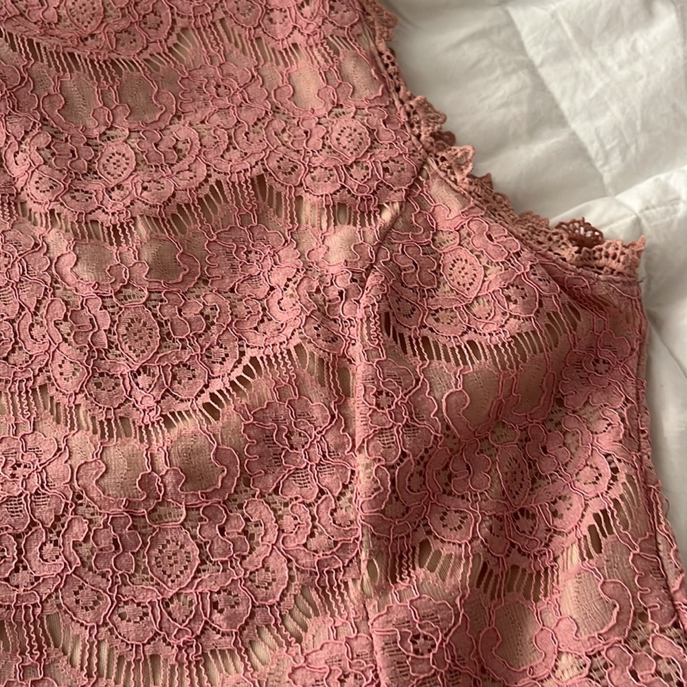 Pink & Nude Crochet Mock Neck Sleeveless Dress - Picture 3 of 8